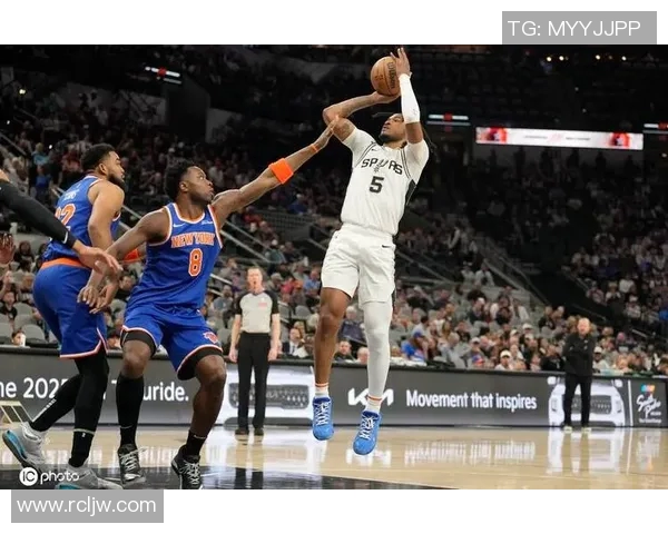 阿伦砍下29分16篮板卡斯尔双双发威骑士轻取马刺